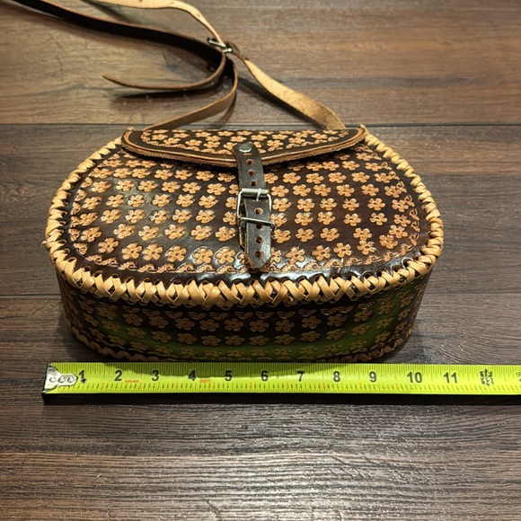 Boho non-branded floral carved Leather Crossbody Bag NWOT - Picture 9 of 11